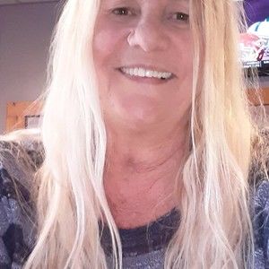 Meet your Posher, Deborah